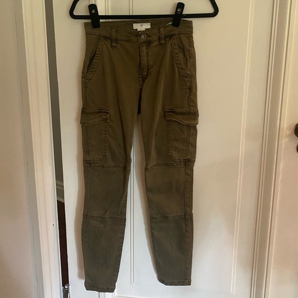 H&M Cargo Pants - Picture 1 of 4